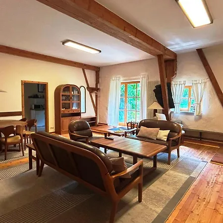 Haus Falkenhof Apartamento Knüllwald